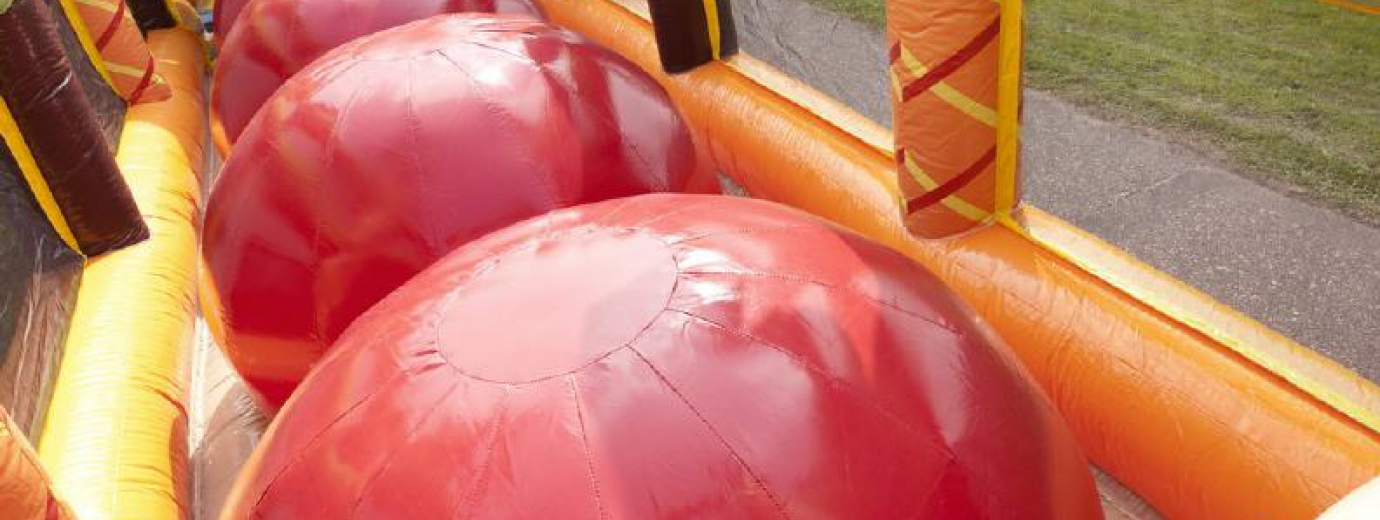 teloeken-event-gmbh-huepfburg-xxl-mega-baelle5