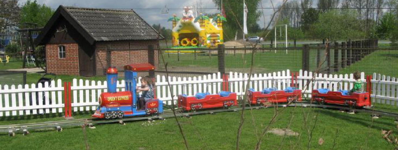 teloeken-eventartikel-karussels-eisenbahn